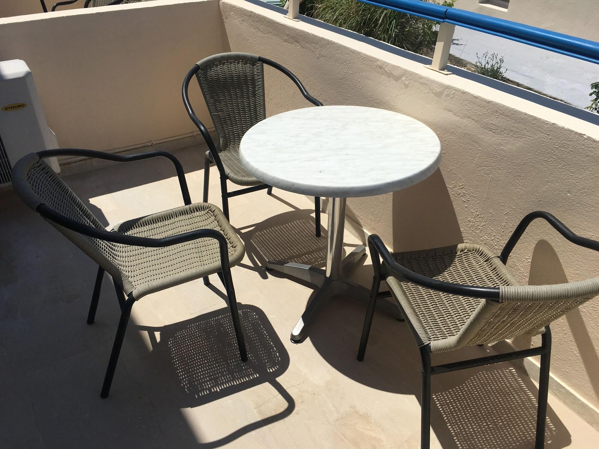 Hotel Avra Kamári Extérieur photo