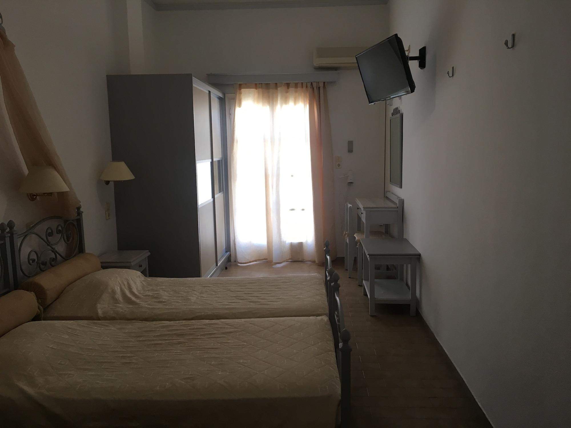 Hotel Avra Kamári Extérieur photo